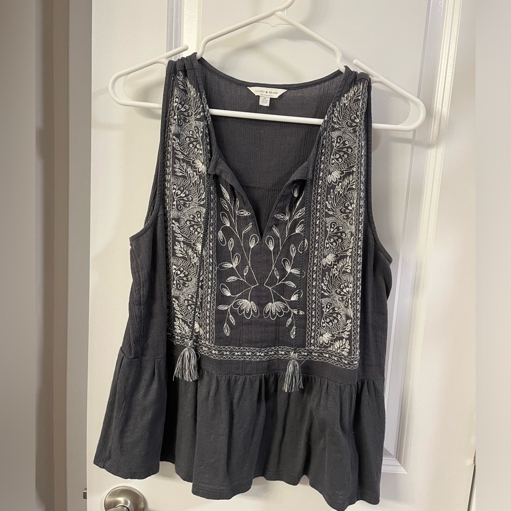 Lucky Brand Women’s Tiered V Neck Top